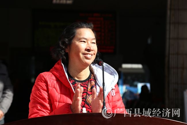IMG_5168VhƌW(xu)l(f)չM(jn)(hu)(w)ؕ(sh)L(zhng)Ӣٛ(zng)vԒ