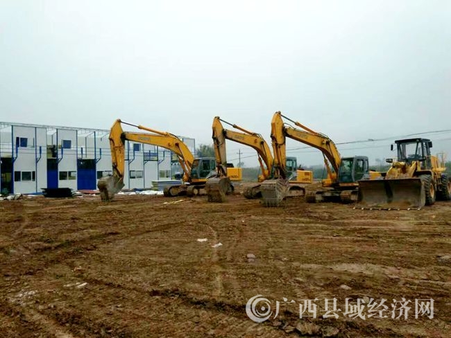 大型機械設(shè)備投入開工