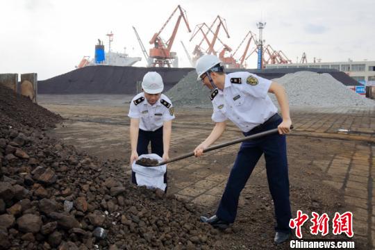 廣西成中國(guó)南方最大錳礦進(jìn)口口岸