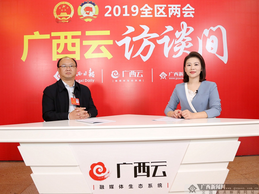 莫庸代表:抓好七個方面工作 實現(xiàn)高質(zhì)量脫貧摘帽